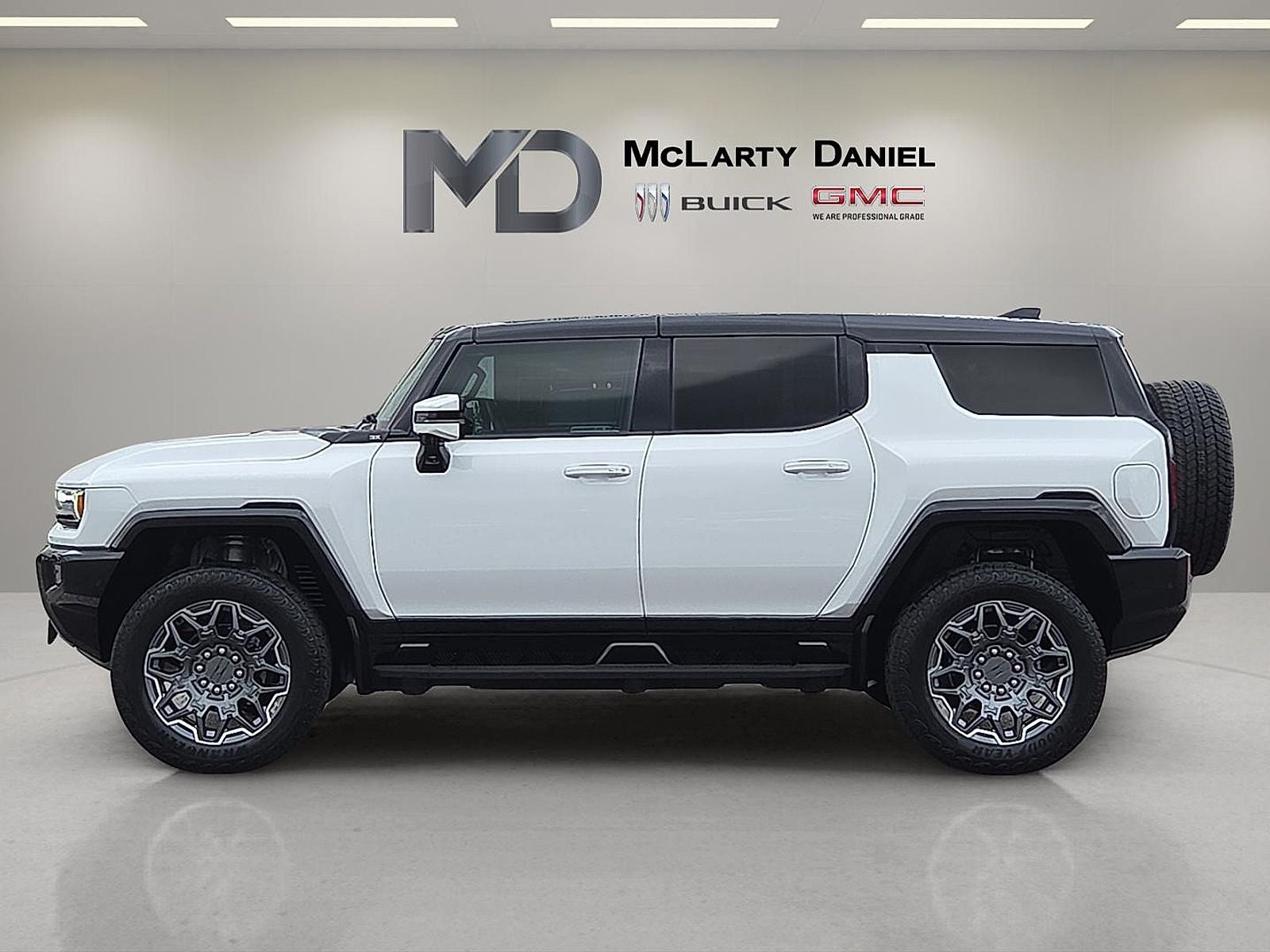 2025 GMC HUMMER EV SUV 3X