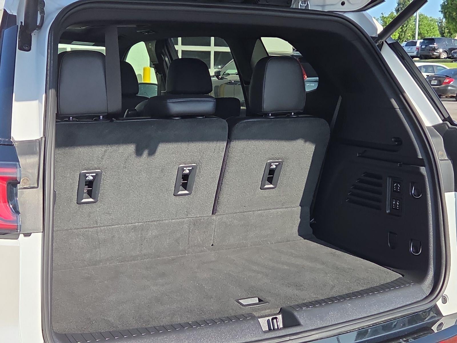 2024 GMC Acadia Denali