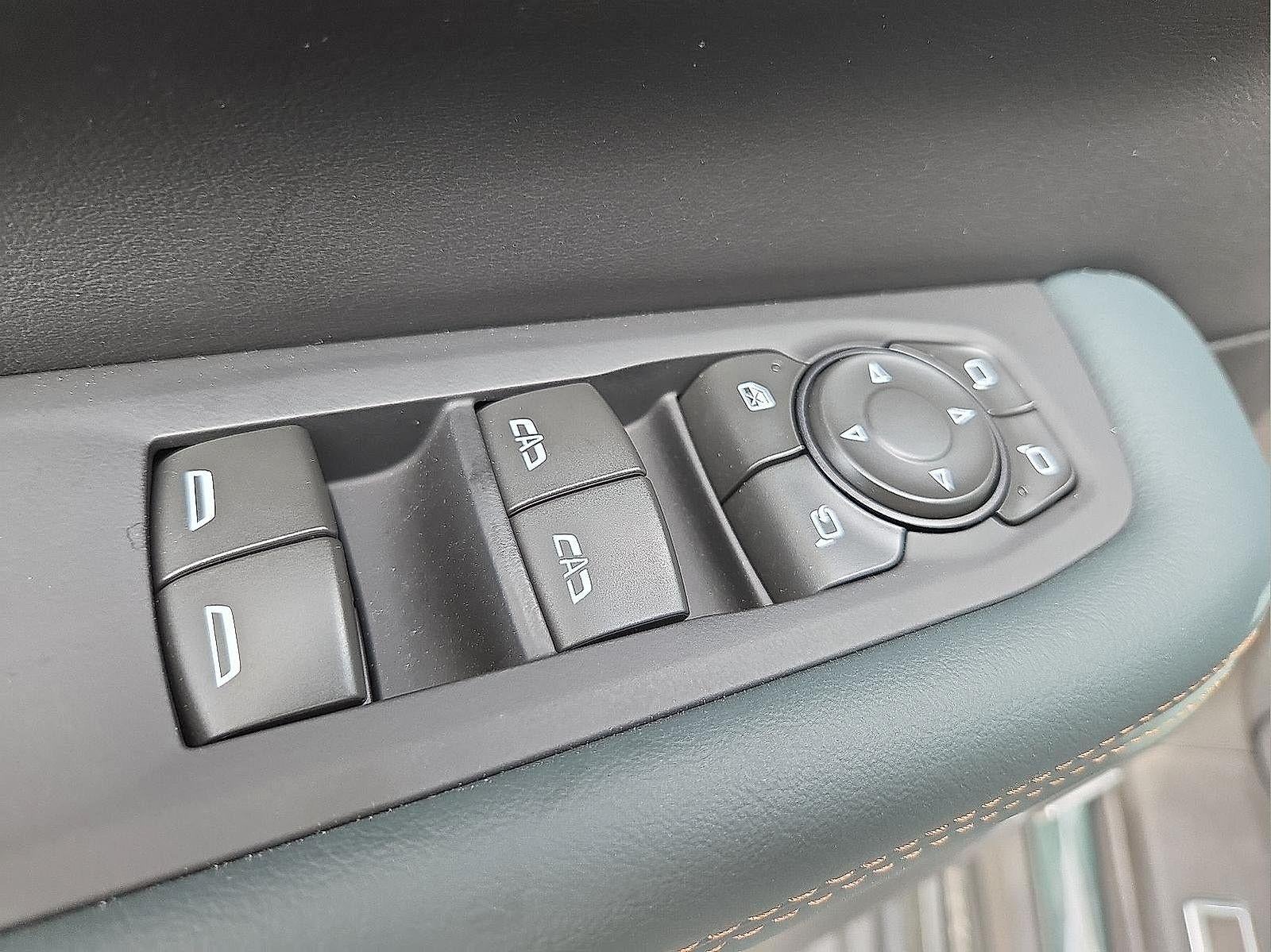 2025 GMC Yukon AT4