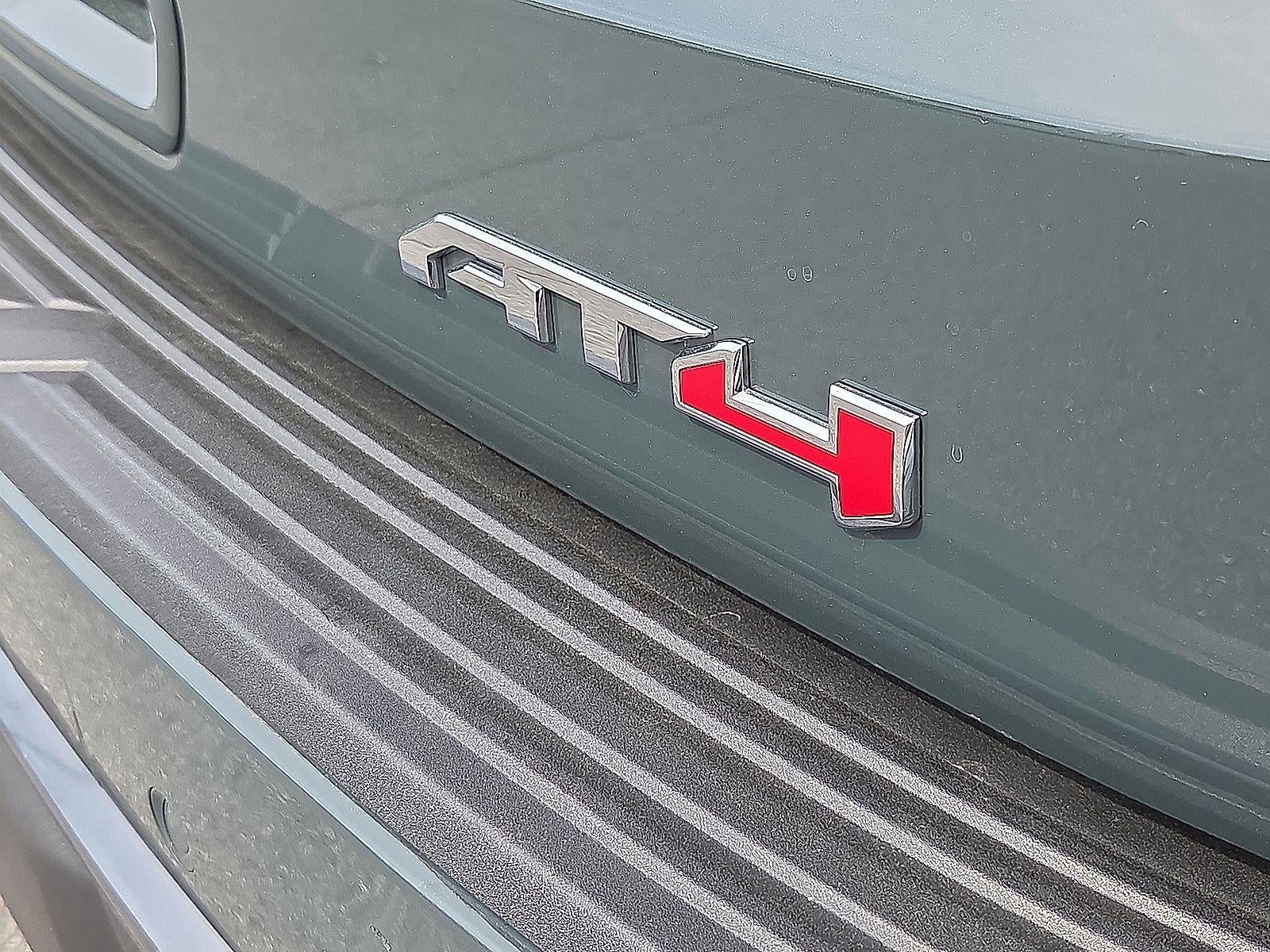 2025 GMC Yukon AT4