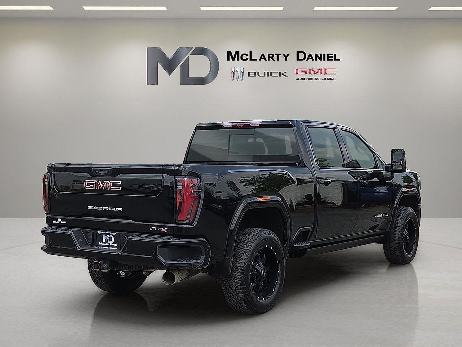 2025 GMC Sierra 2500 HD AT4