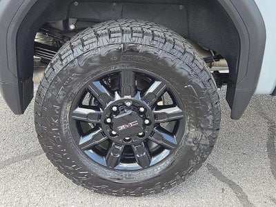2025 GMC Sierra 2500 HD AT4
