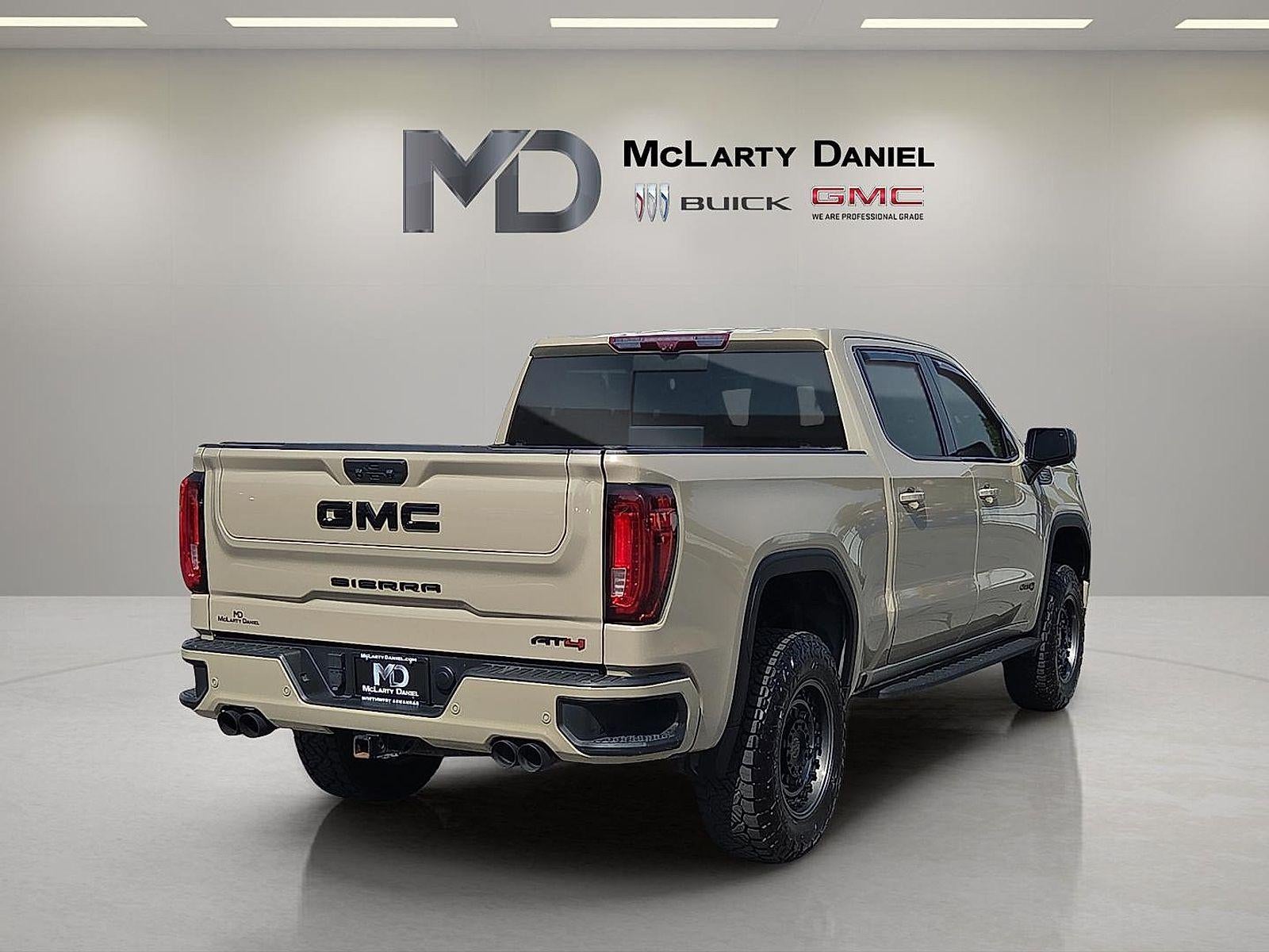 2022 GMC Sierra 1500 AT4