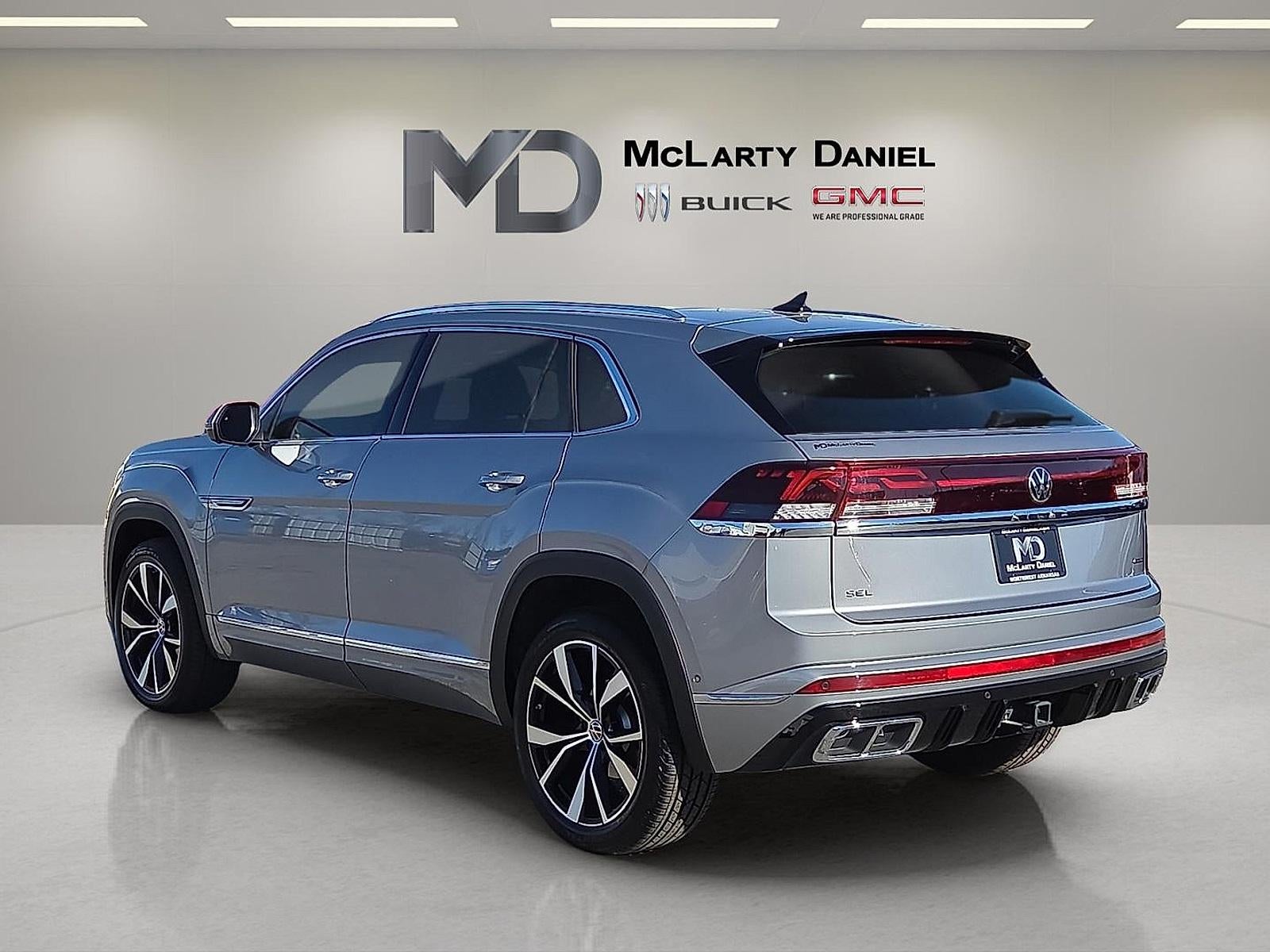 2024 Volkswagen Atlas Cross Sport 2.0T SEL Premium R-Line