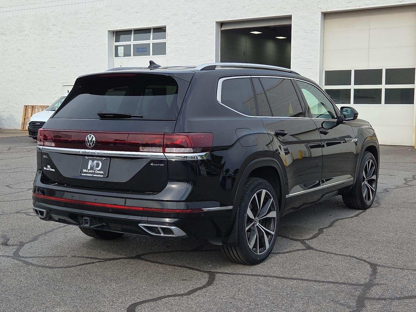 2025 Volkswagen Atlas 2.0T SEL Premium R-Line