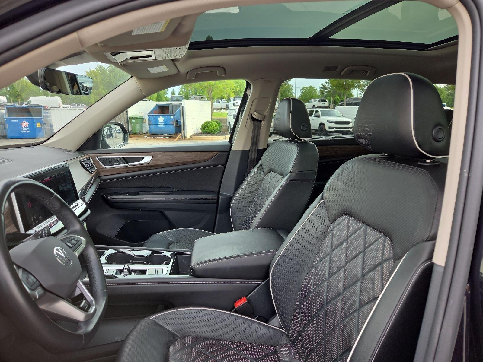 2025 Volkswagen Atlas 2.0T SEL Premium R-Line