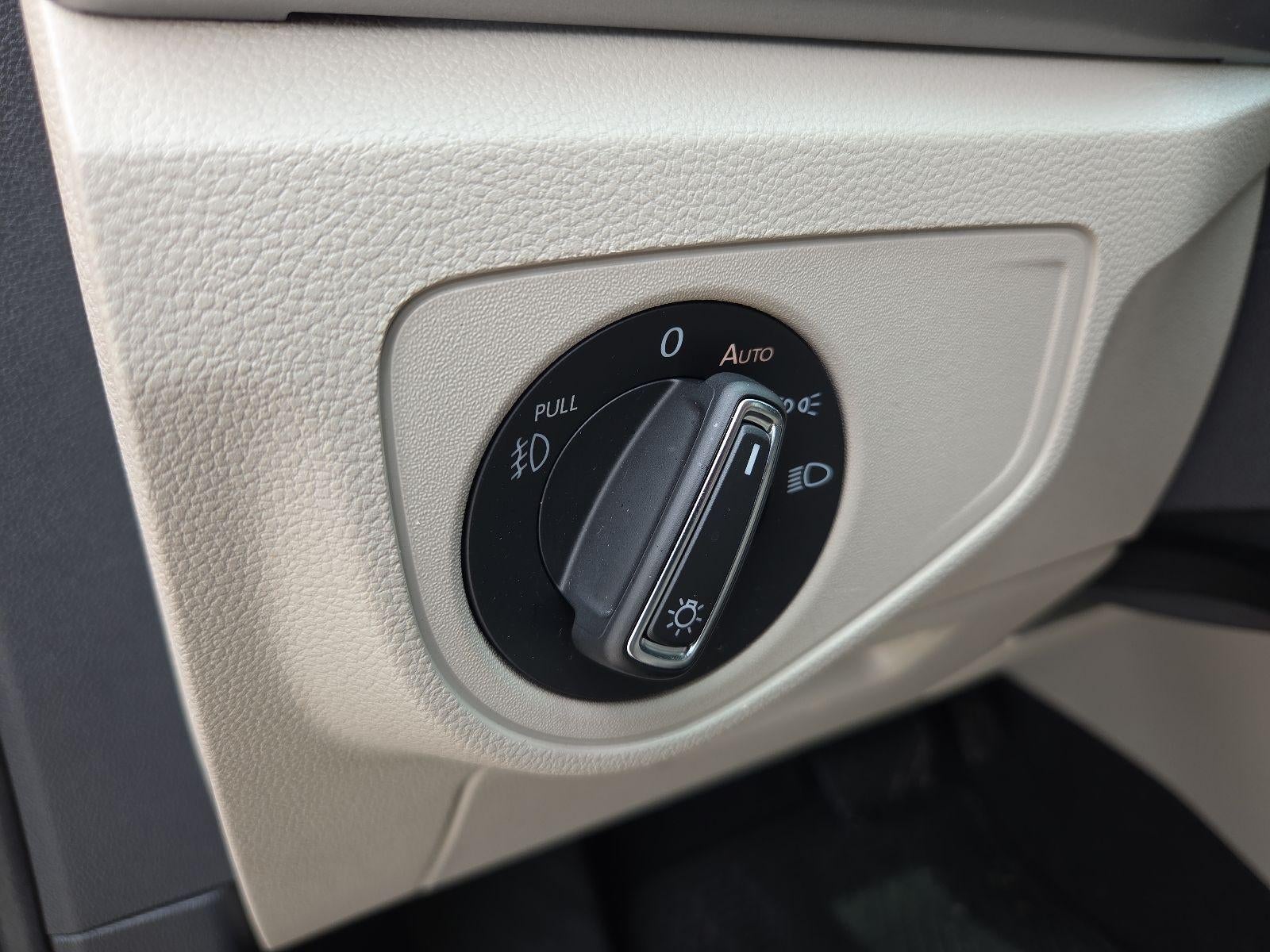 2019 Volkswagen Atlas 3.6L V6 SEL Premium