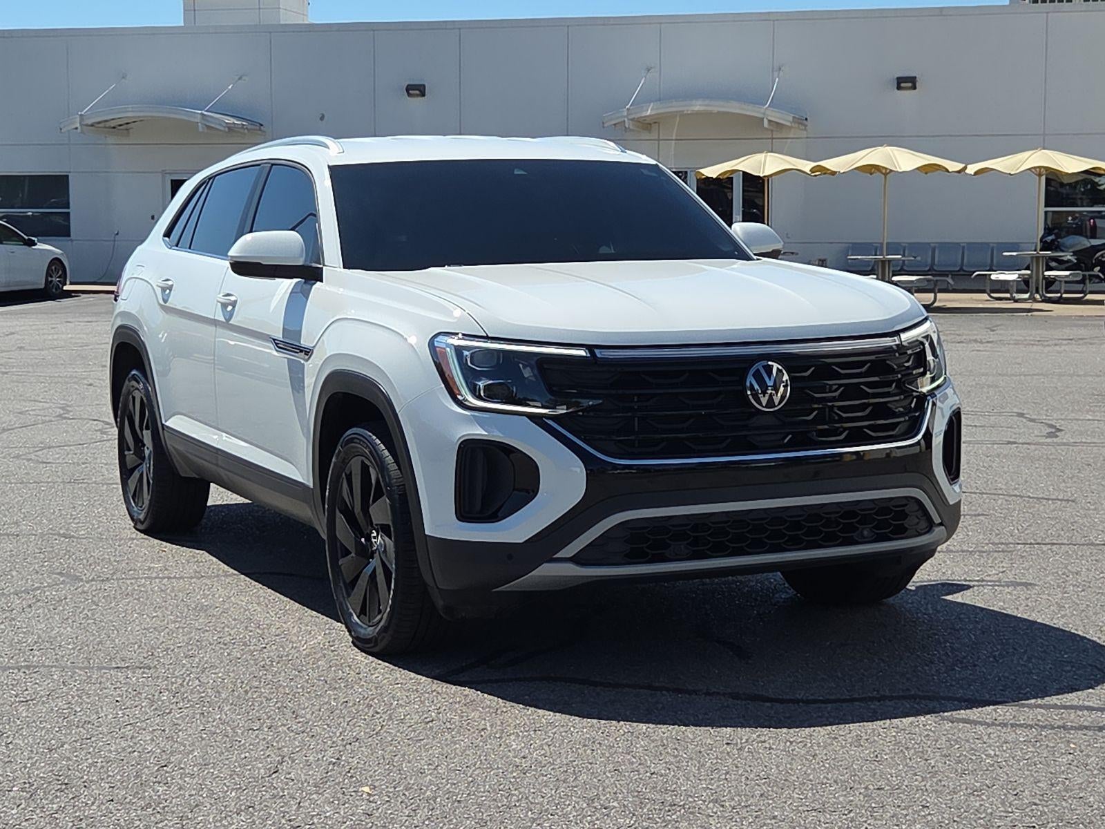 2024 Volkswagen Atlas Cross Sport 2.0T SE w/Technology
