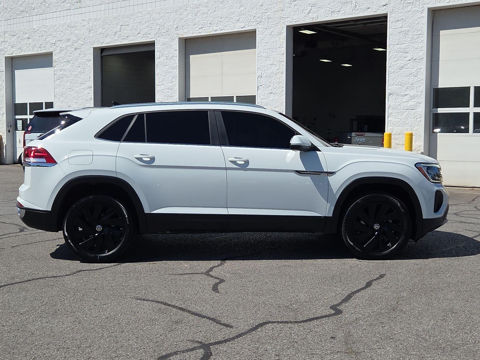 2024 Volkswagen Atlas Cross Sport 2.0T SE w/Technology