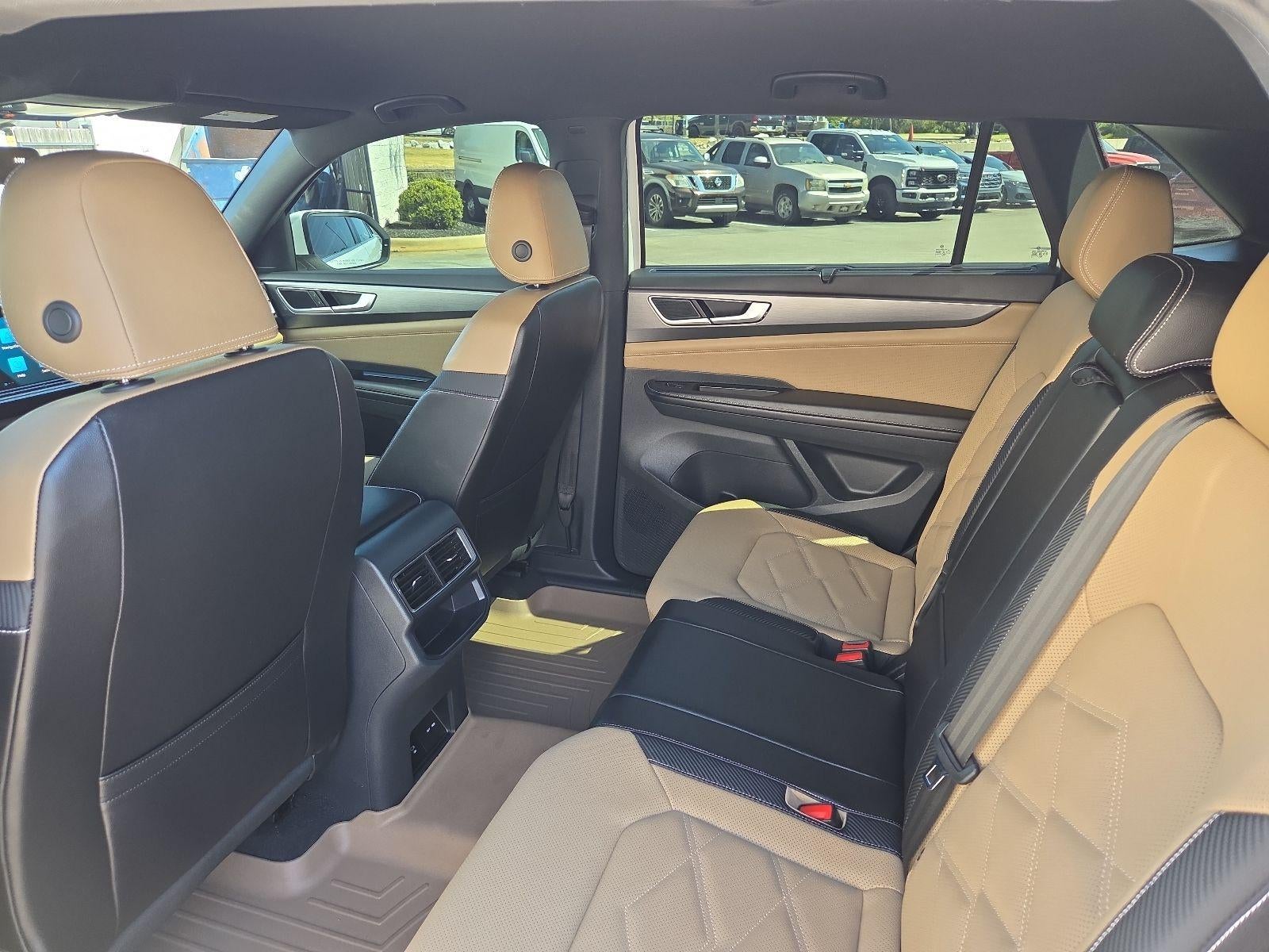 2024 Volkswagen Atlas Cross Sport 2.0T SE w/Technology