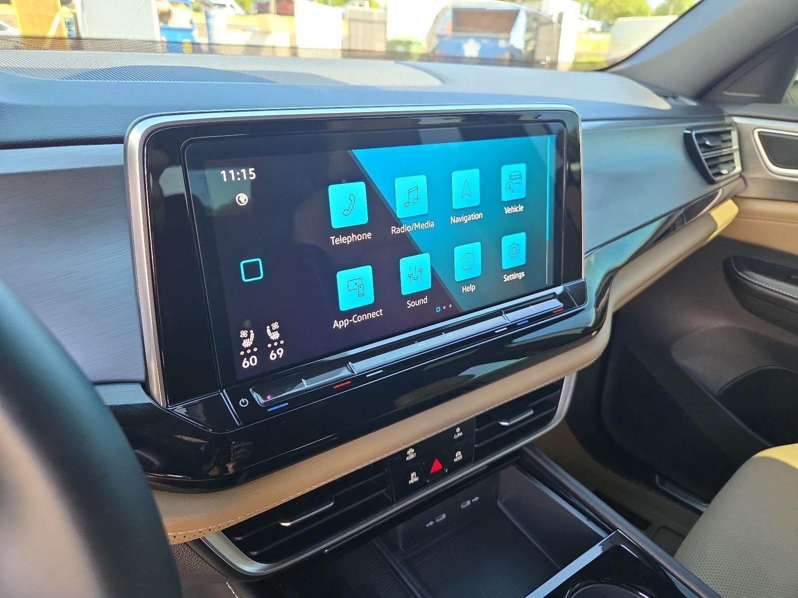 2024 Volkswagen Atlas Cross Sport 2.0T SE w/Technology