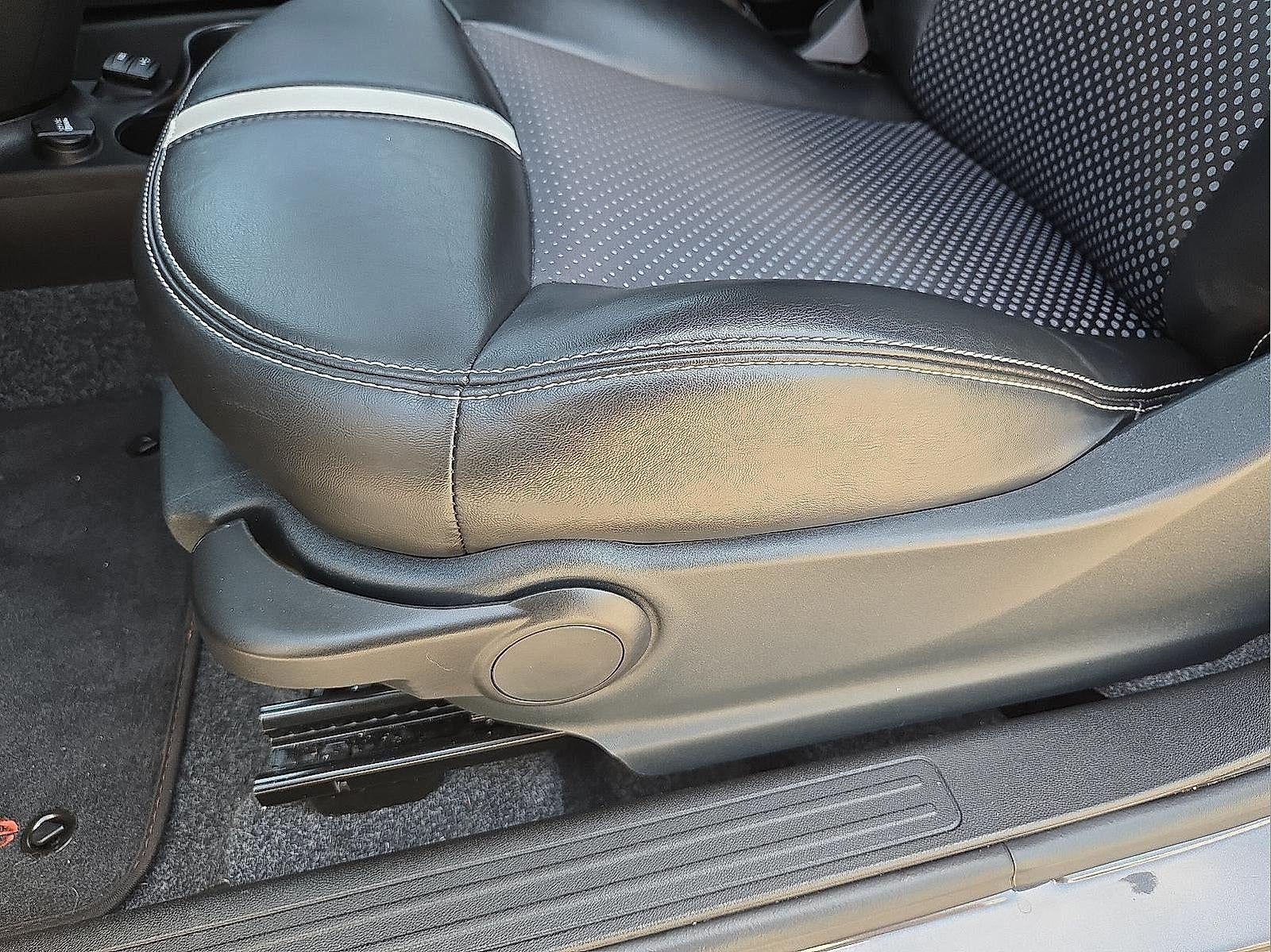 2019 FIAT 500e Base