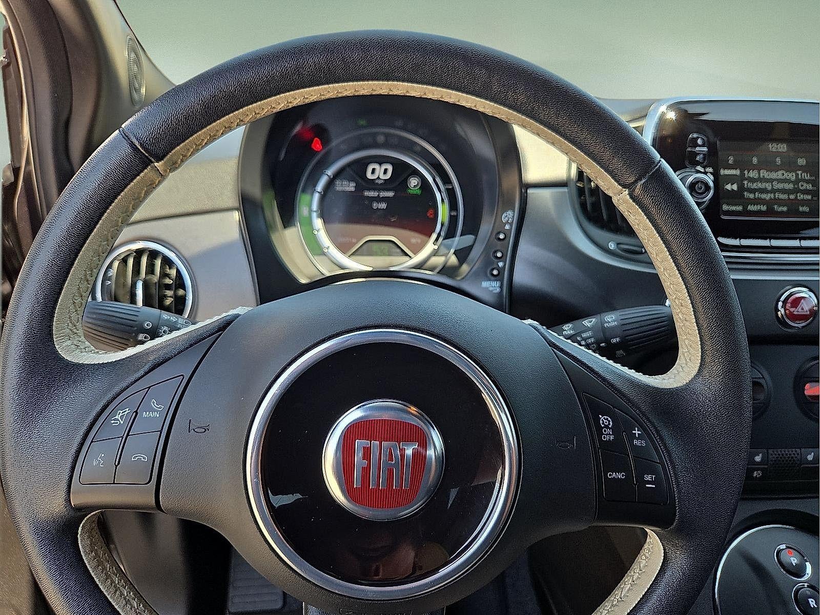 2019 FIAT 500e Base