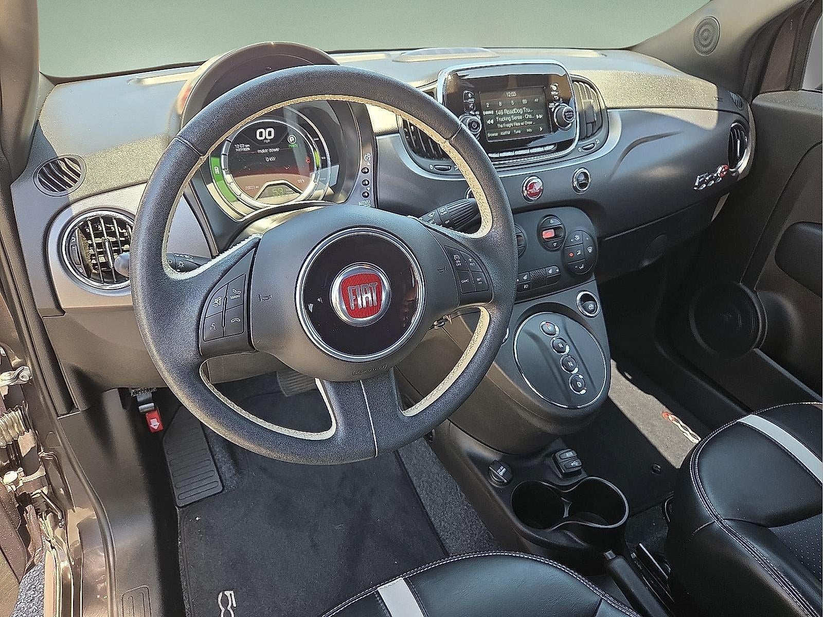 2019 FIAT 500e Base