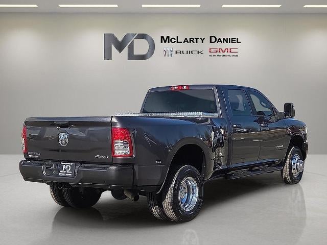 2023 RAM 3500 Big Horn Crew Cab 4x4 8' Box