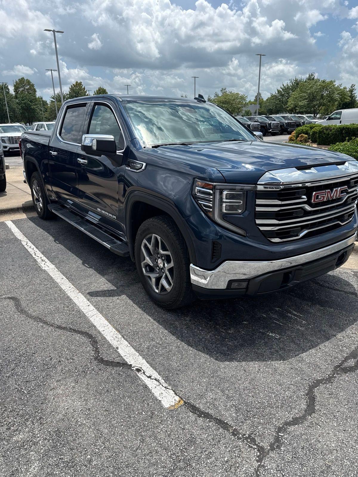 2023 GMC Sierra 1500 SLT