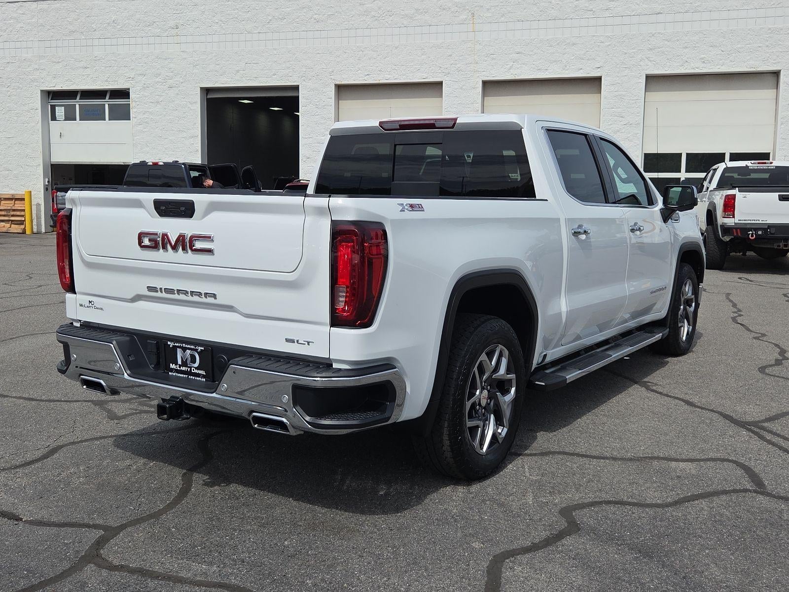 2024 GMC Sierra 1500 SLT