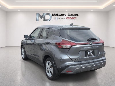 2021 Nissan Kicks S Xtronic CVT