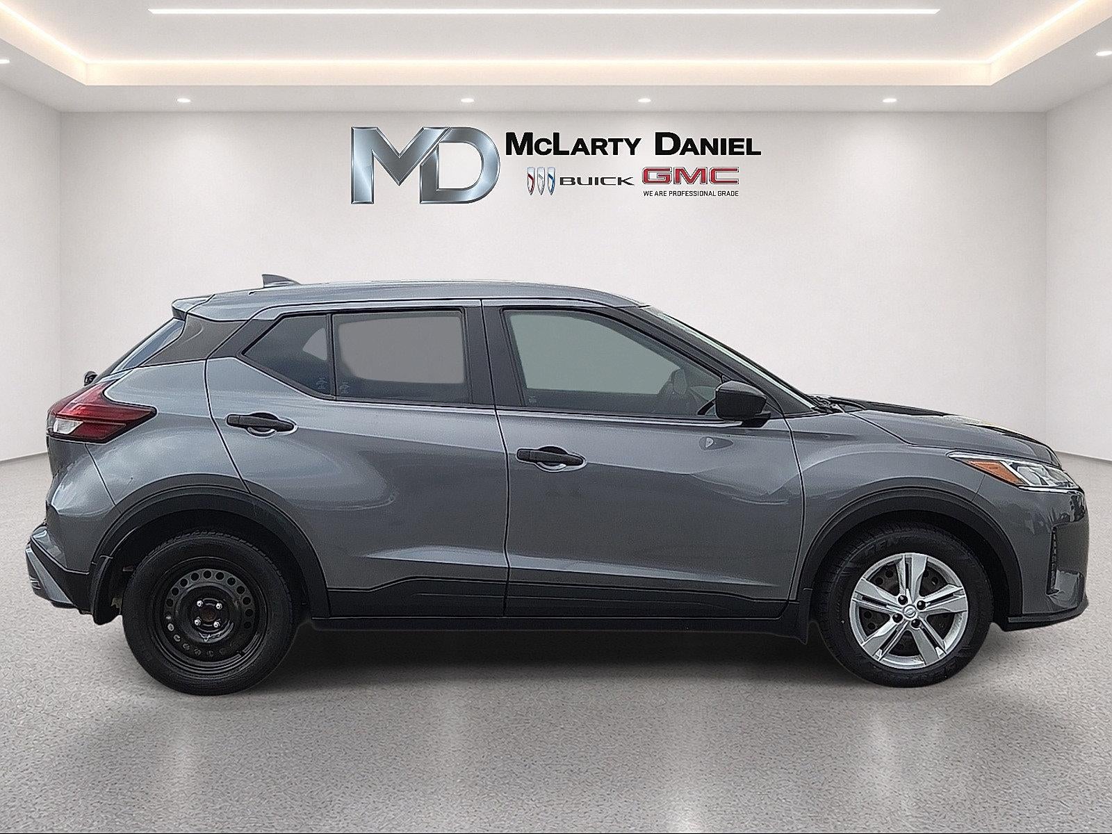 2021 Nissan Kicks S Xtronic CVT