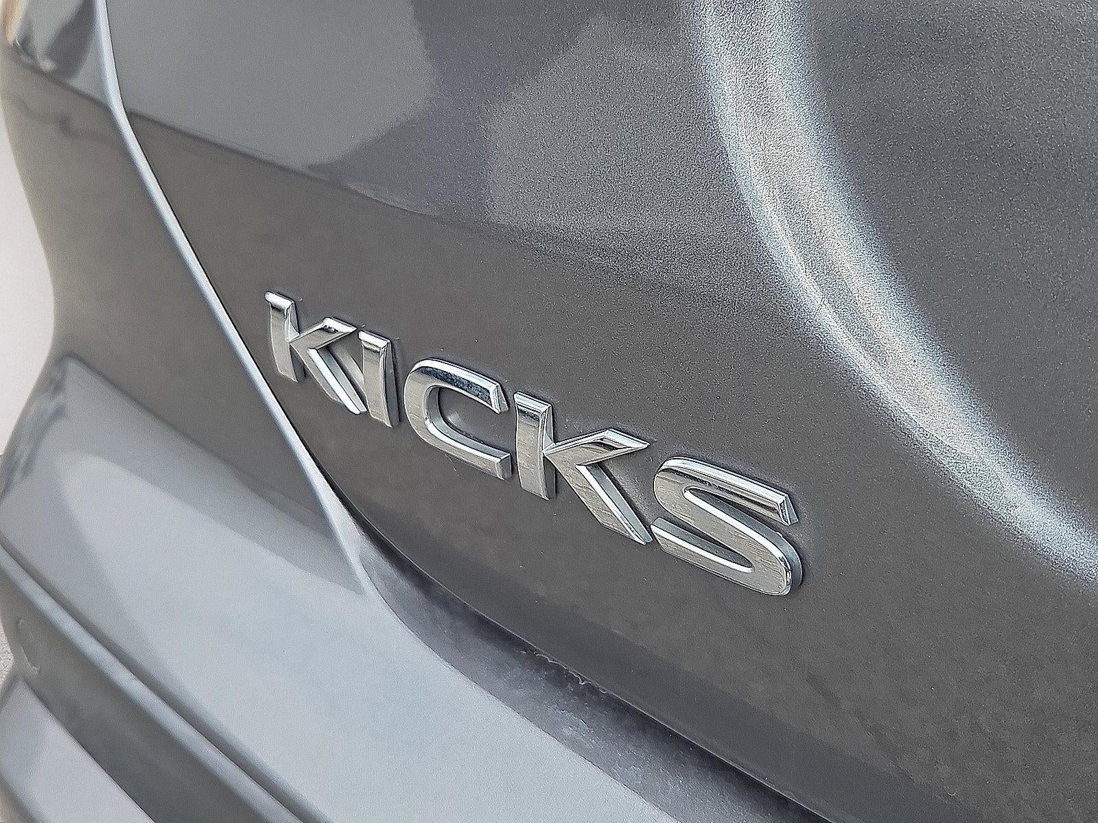 2021 Nissan Kicks S Xtronic CVT