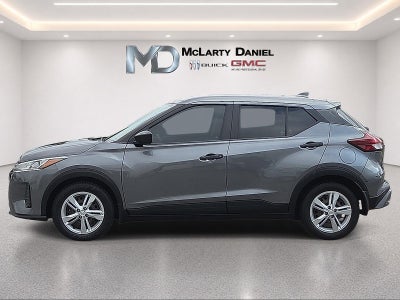 2021 Nissan Kicks S Xtronic CVT