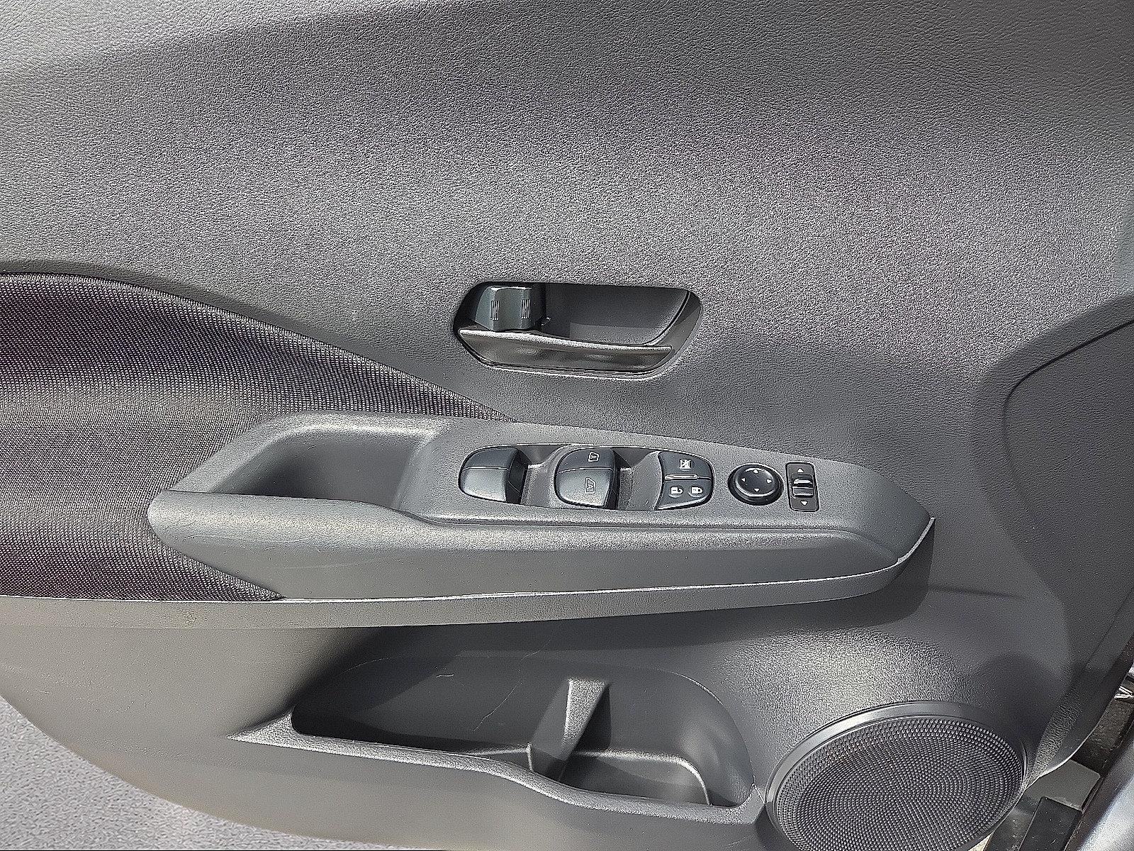 2021 Nissan Kicks S Xtronic CVT