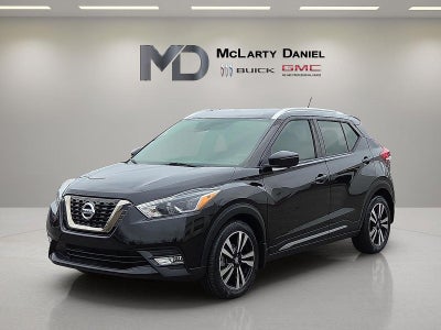 2019 Nissan Kicks SR
