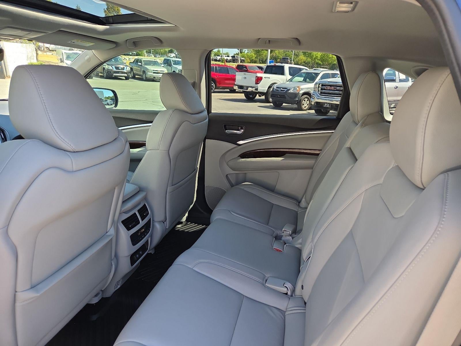 2017 Acura MDX w/Technology Package