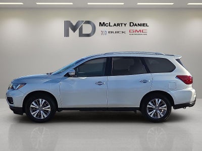 2019 Nissan Pathfinder SV