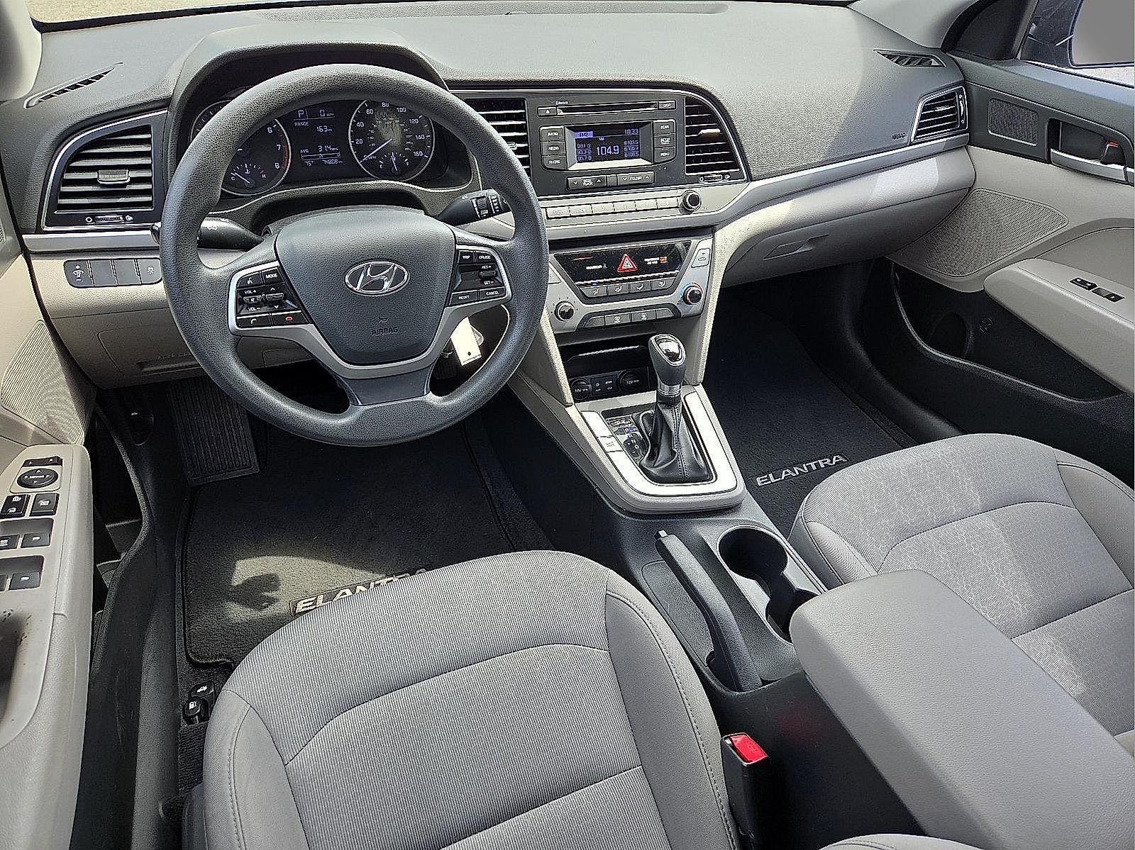 2018 Hyundai Elantra SE