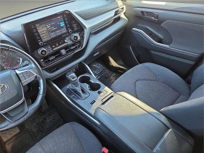 2022 Toyota Highlander LE