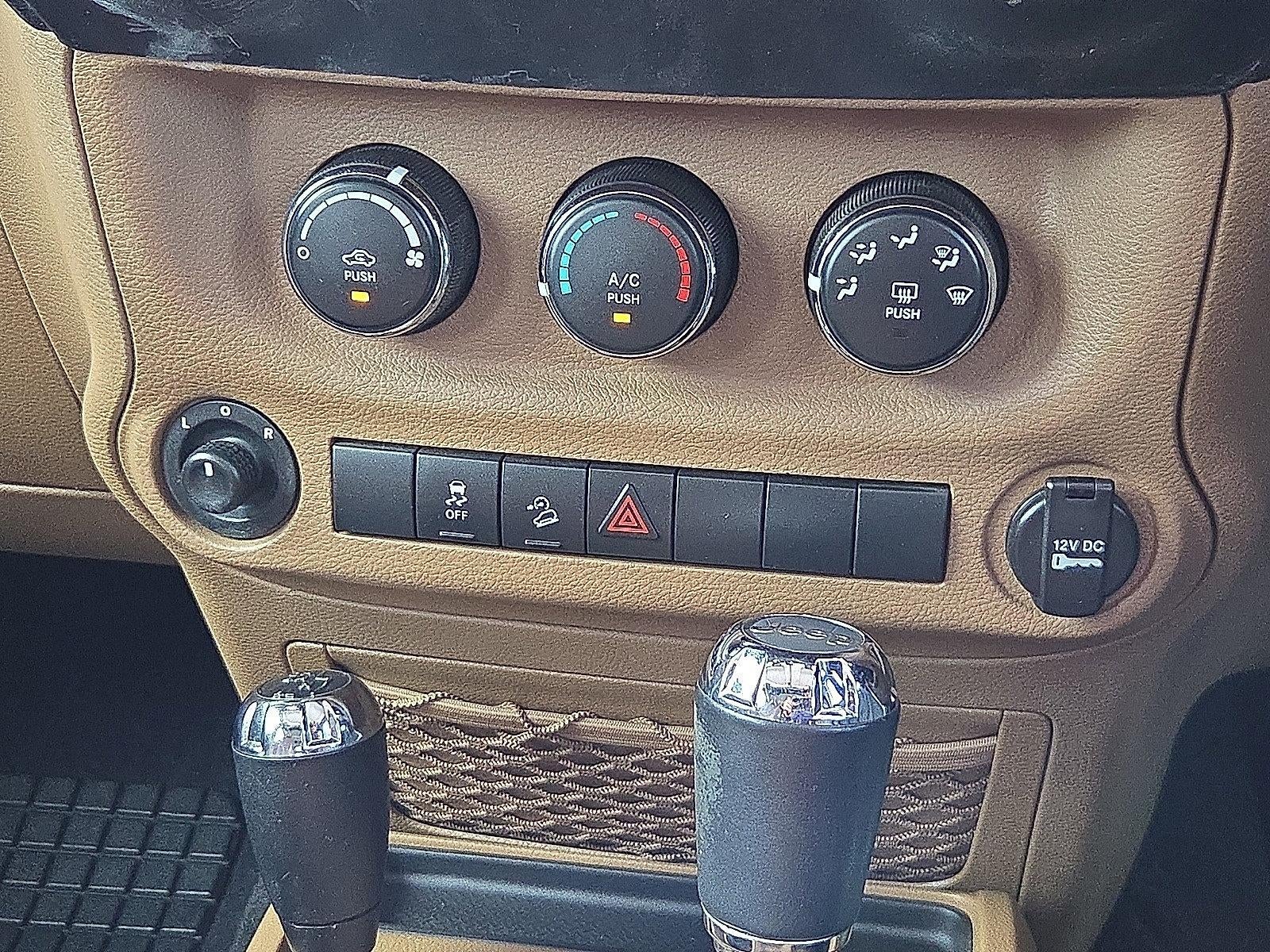 2013 Jeep Wrangler Unlimited Sport RHD
