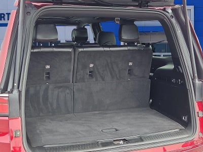 2023 Jeep Wagoneer Base