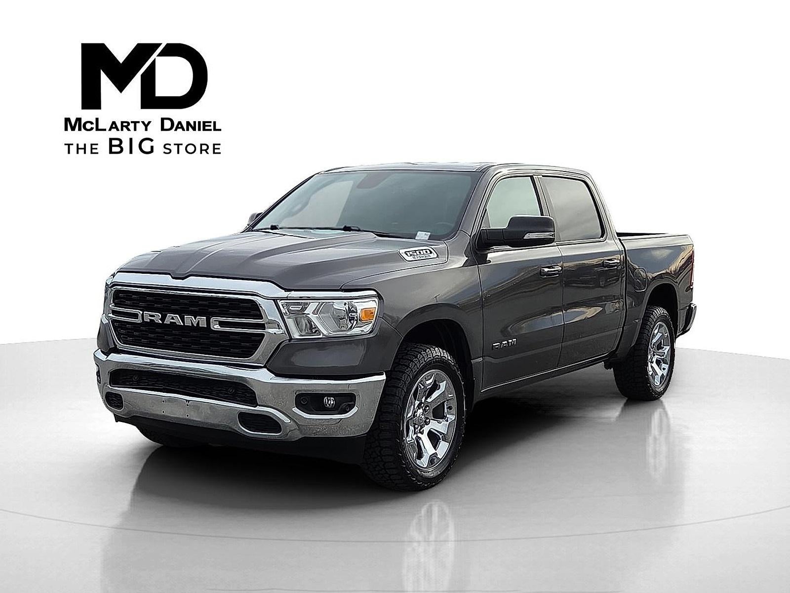 2022 RAM 1500 Big Horn Crew Cab 4x4 5'7" Box