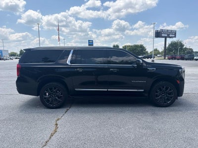 2023 GMC Yukon XL SLT
