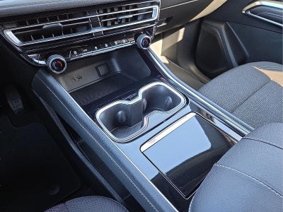 2024 Chevrolet Traverse LS