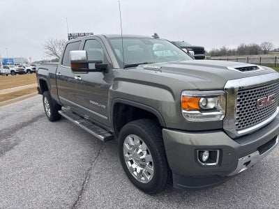 2017 GMC Sierra 2500 HD Denali