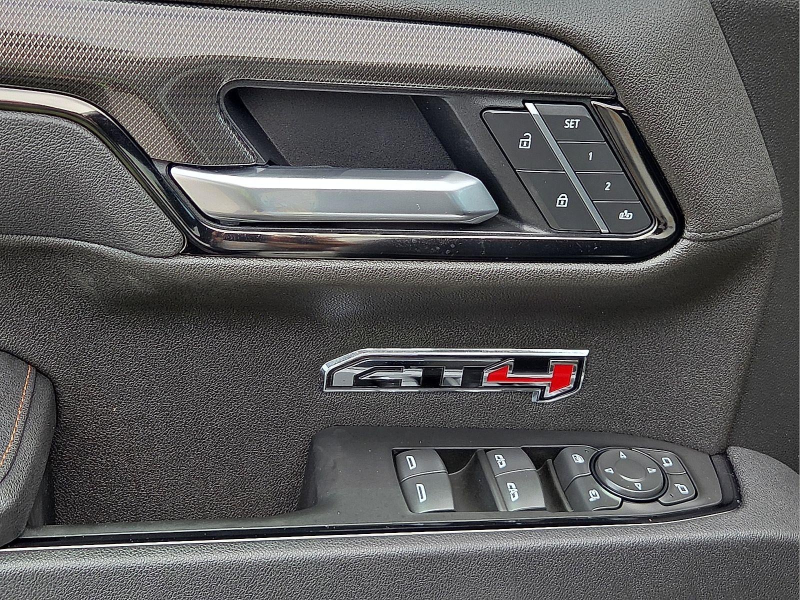 2025 GMC Sierra 1500 AT4