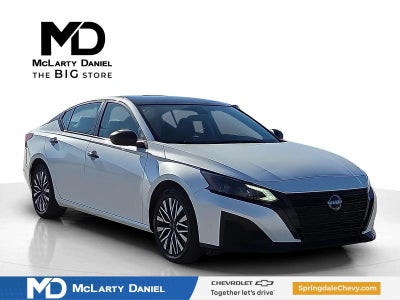 2024 Nissan Altima SV FWD