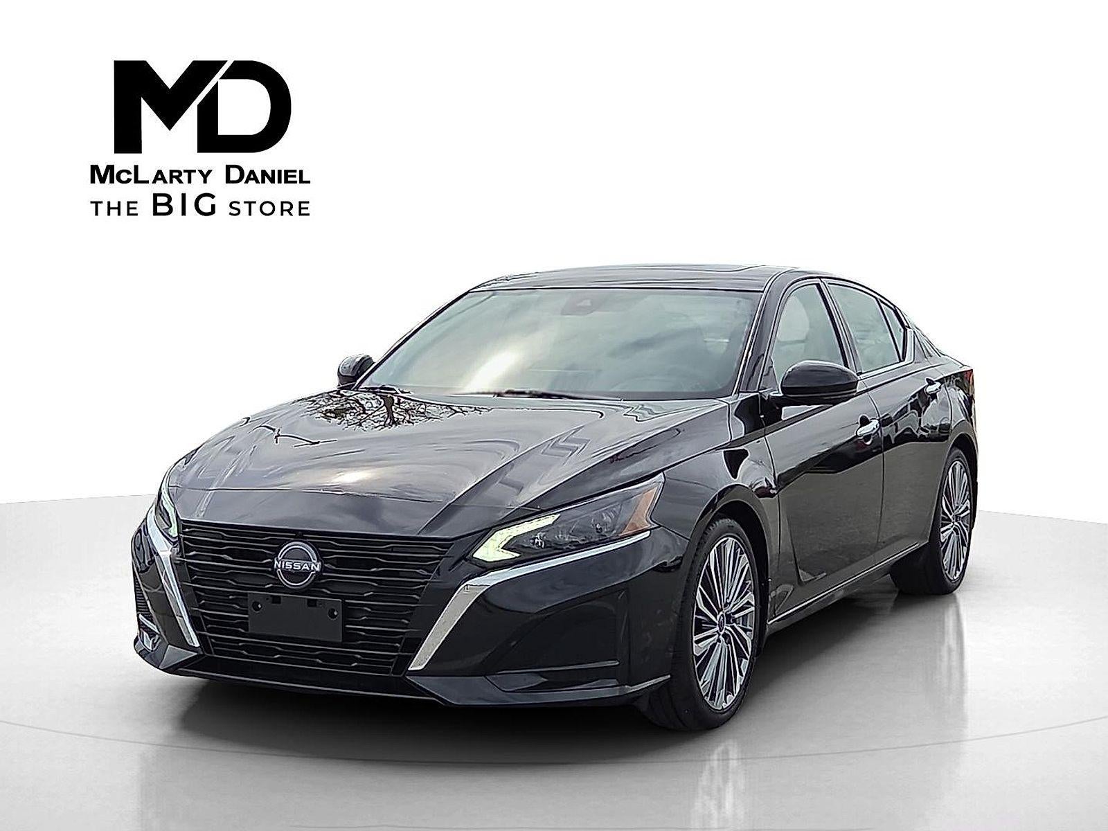 2023 Nissan Altima SL FWD