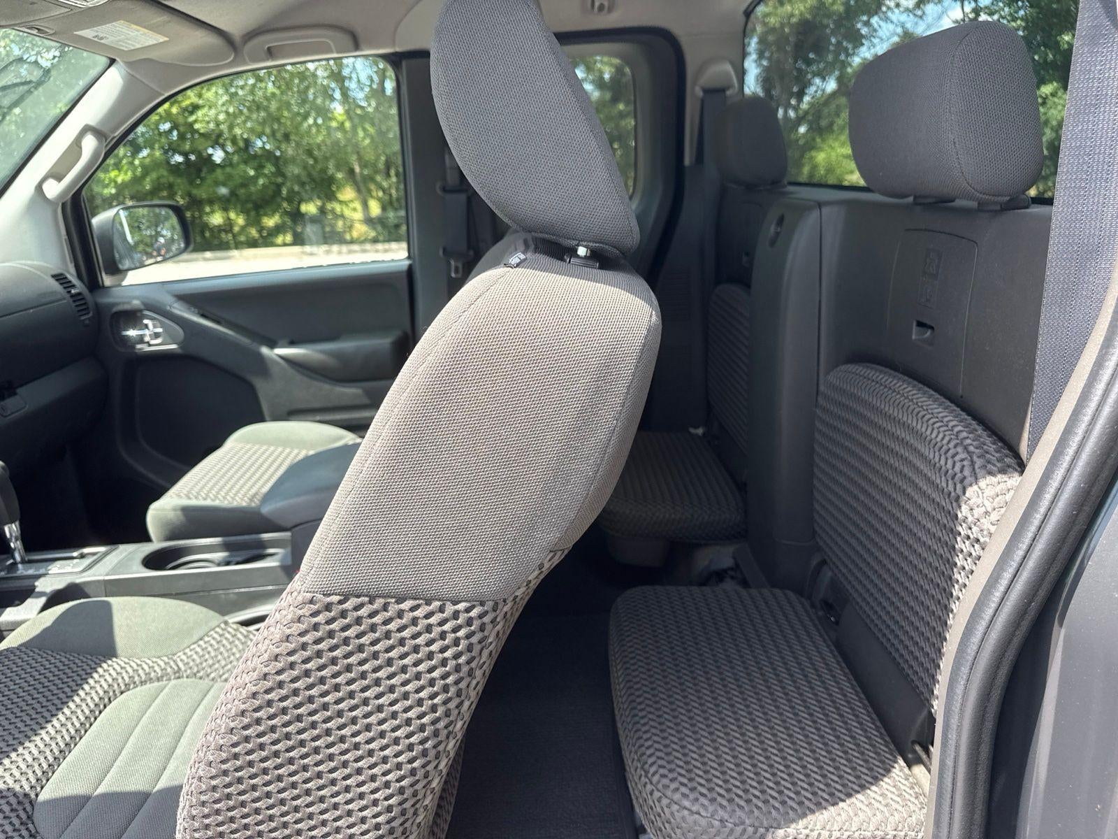 2015 Nissan Frontier SV