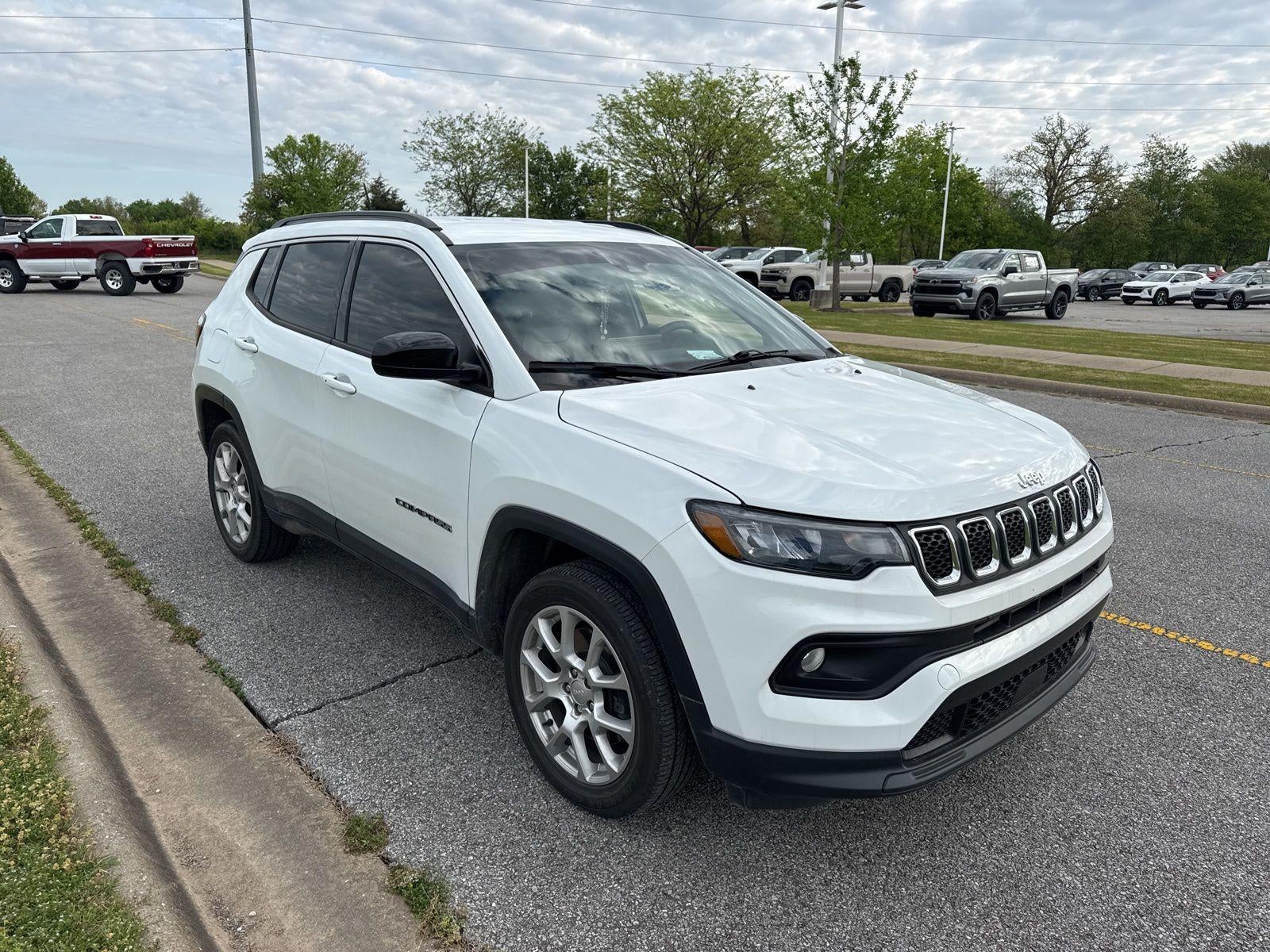 2023 Jeep Compass Latitude Lux FWD