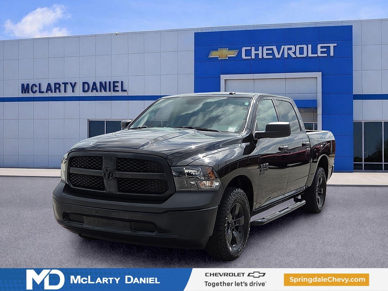 2021 RAM 1500 Classic Tradesman Crew Cab 4x4 5'7" Box