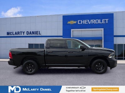 2021 RAM 1500 Classic Tradesman Crew Cab 4x4 5'7" Box