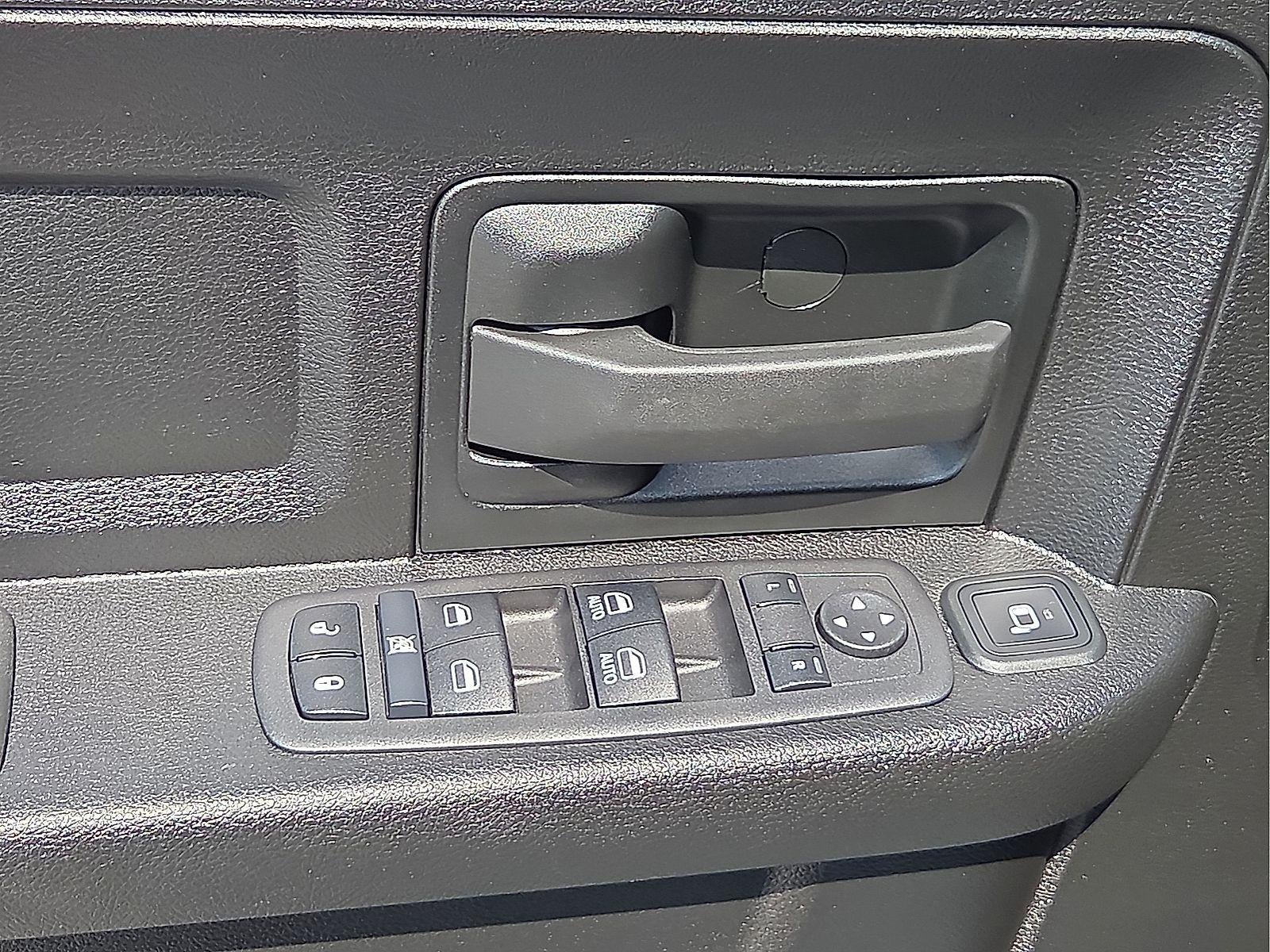 2024 RAM 2500 Tradesman Crew Cab 4x2 8' Box