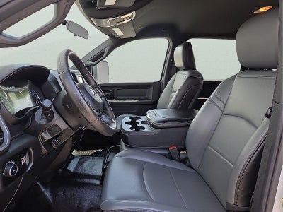 2024 RAM 2500 Tradesman Crew Cab 4x2 8' Box