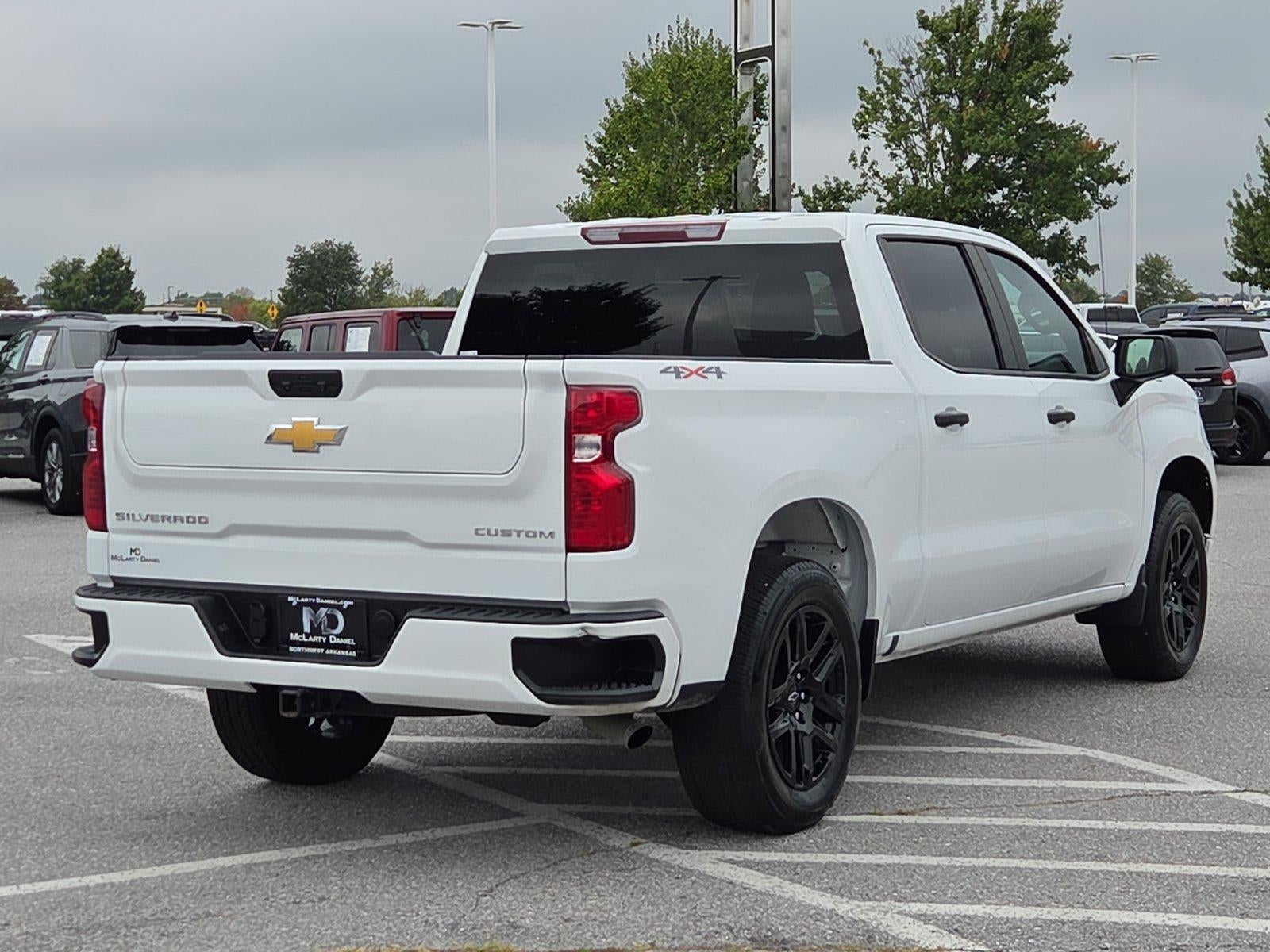 2025 Chevrolet Silverado 1500 Custom