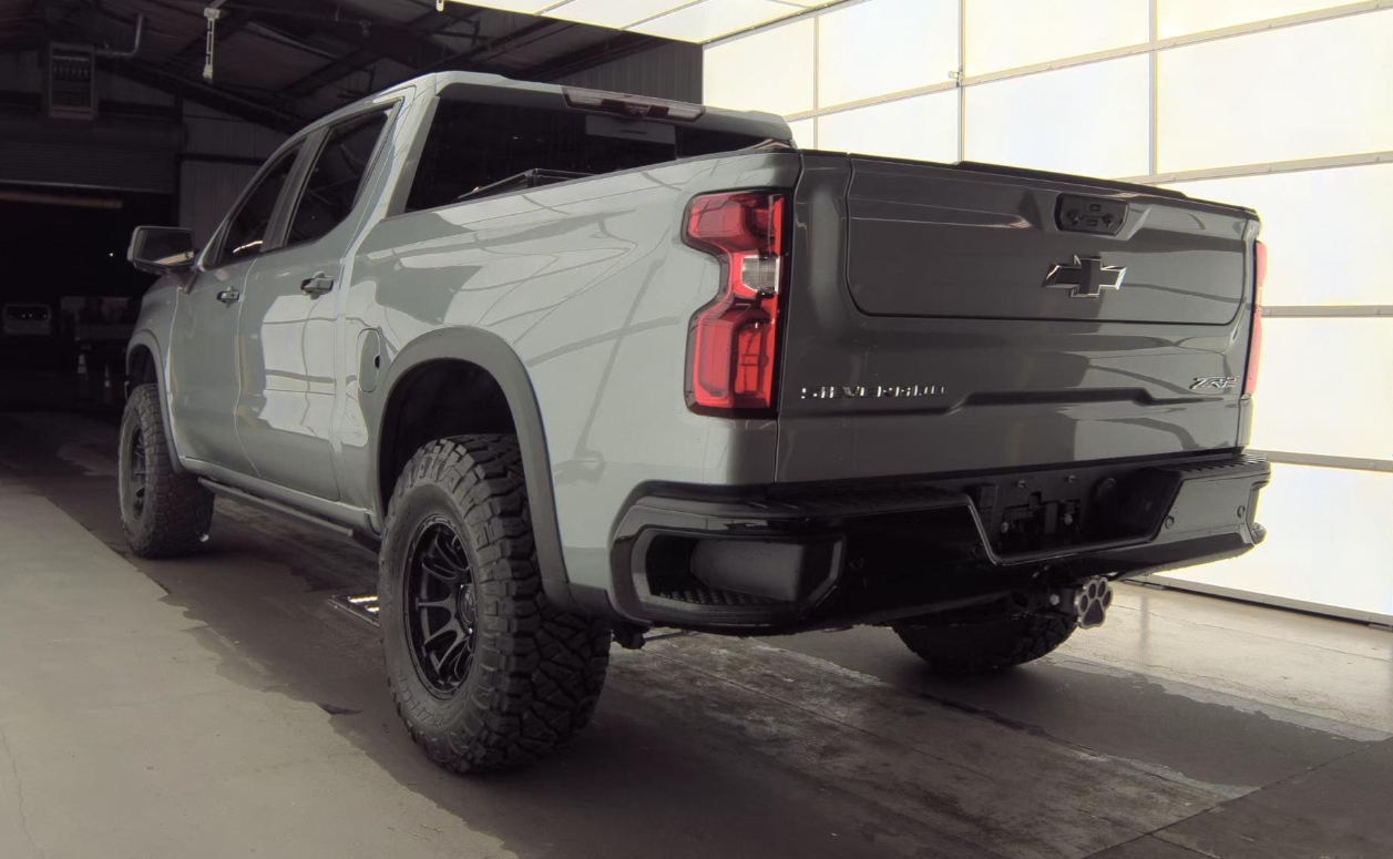 2023 Chevrolet Silverado 1500 ZR2