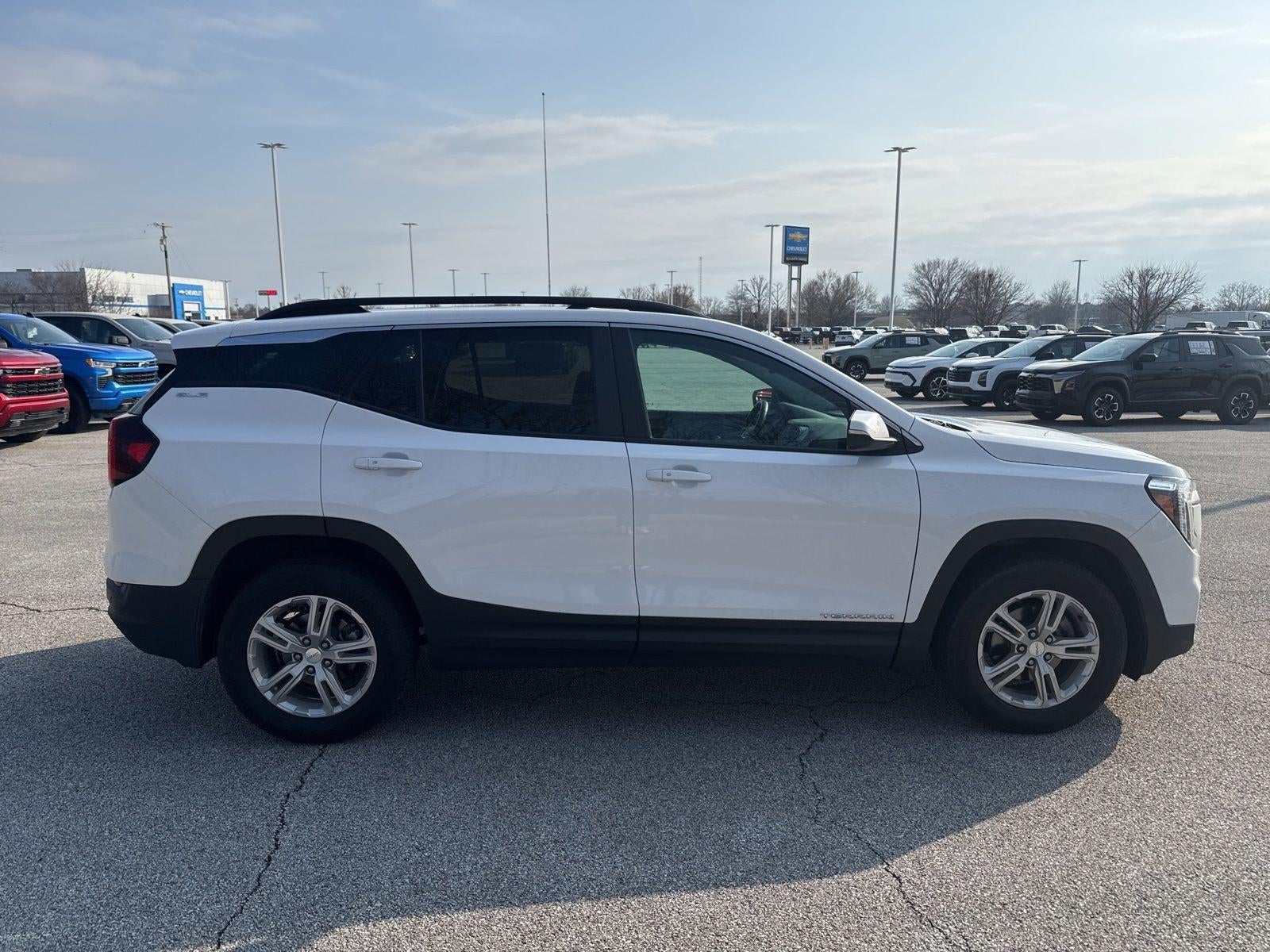 2023 GMC Terrain SLE