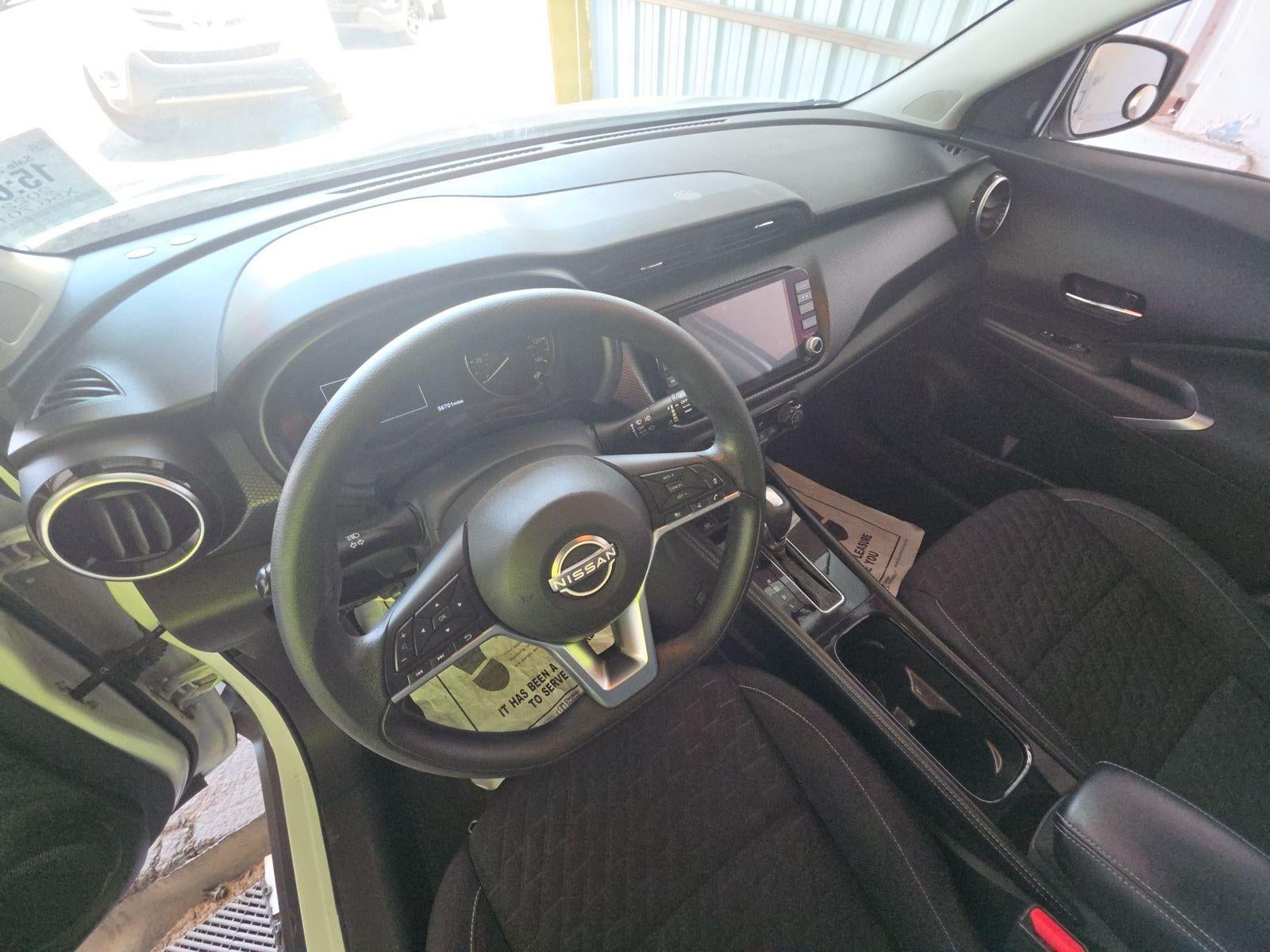 2022 Nissan Kicks SV Xtronic CVT